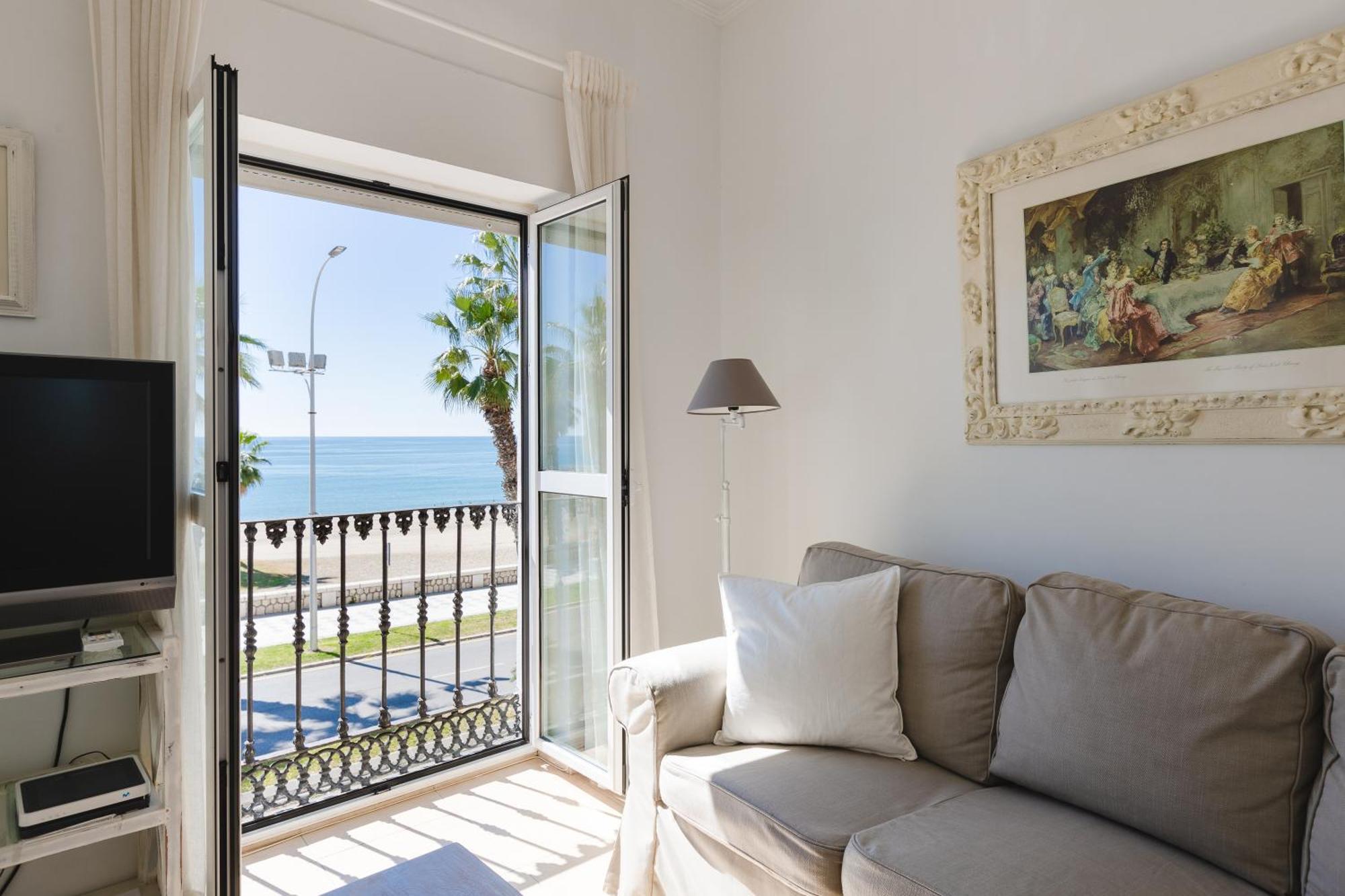 Apartamento Con Encanto En Primera Linea De Playa Málaga Extérieur photo